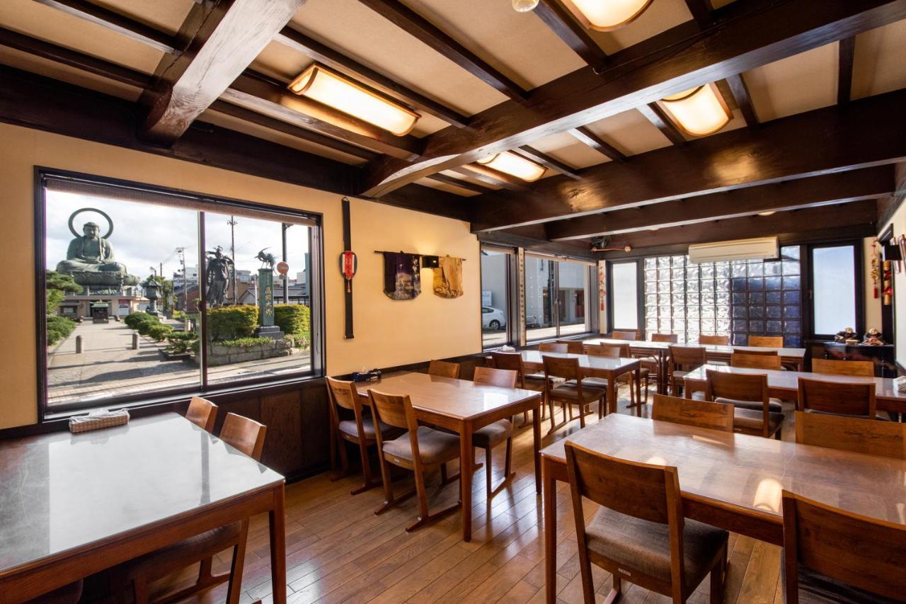 Kadokyu Ryokan Такаока Екстериор снимка