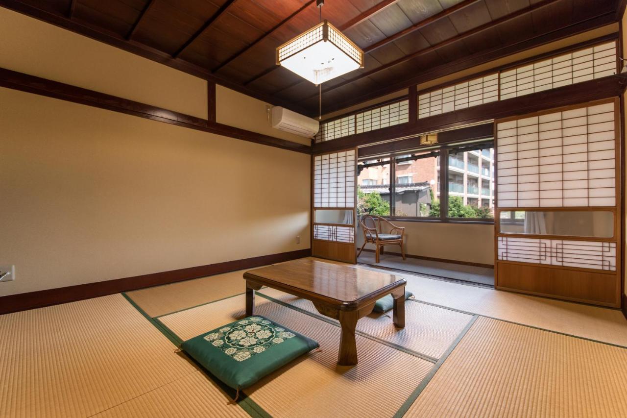 Kadokyu Ryokan Такаока Екстериор снимка