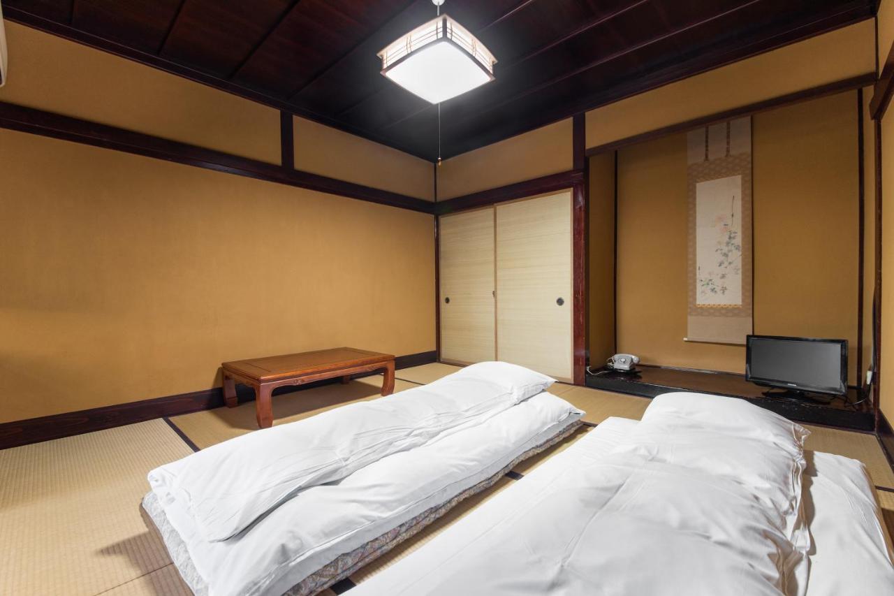 Kadokyu Ryokan Такаока Екстериор снимка