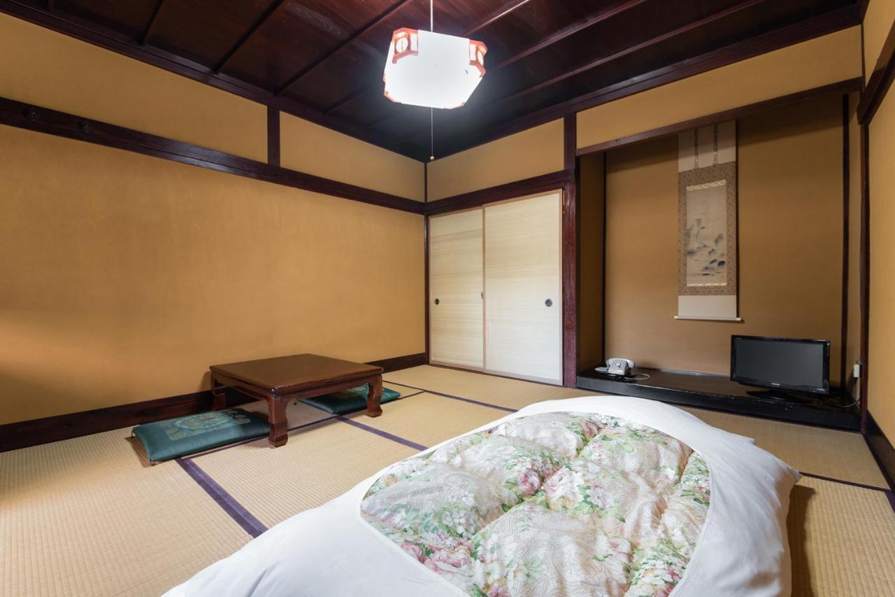 Kadokyu Ryokan Такаока Екстериор снимка